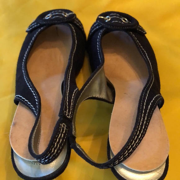 💥Predictions faux suede fabric upper, open toe, stretch back strap sandals - Picture 6 of 13